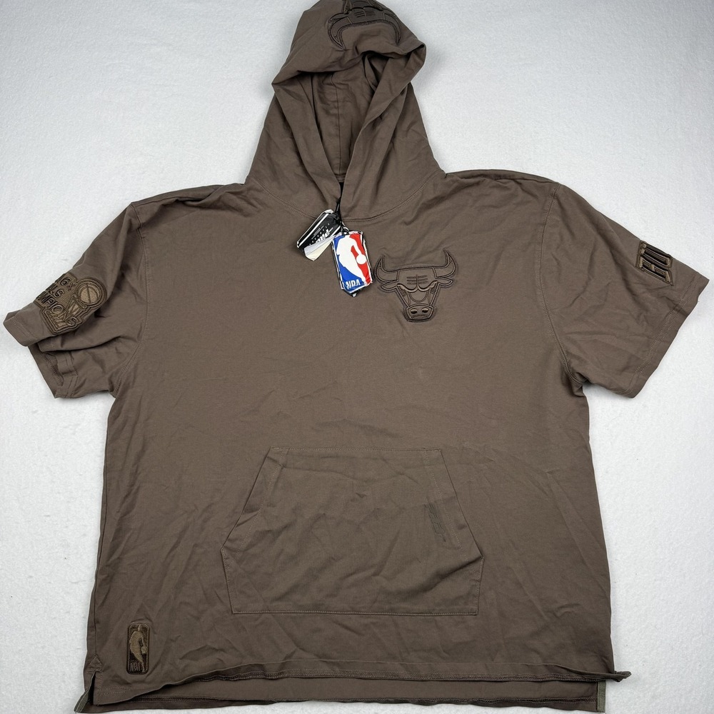 Chicago Bulls Shirt Hoodie Mens 2XL Brown NBA Basketball Pro Standard Patch